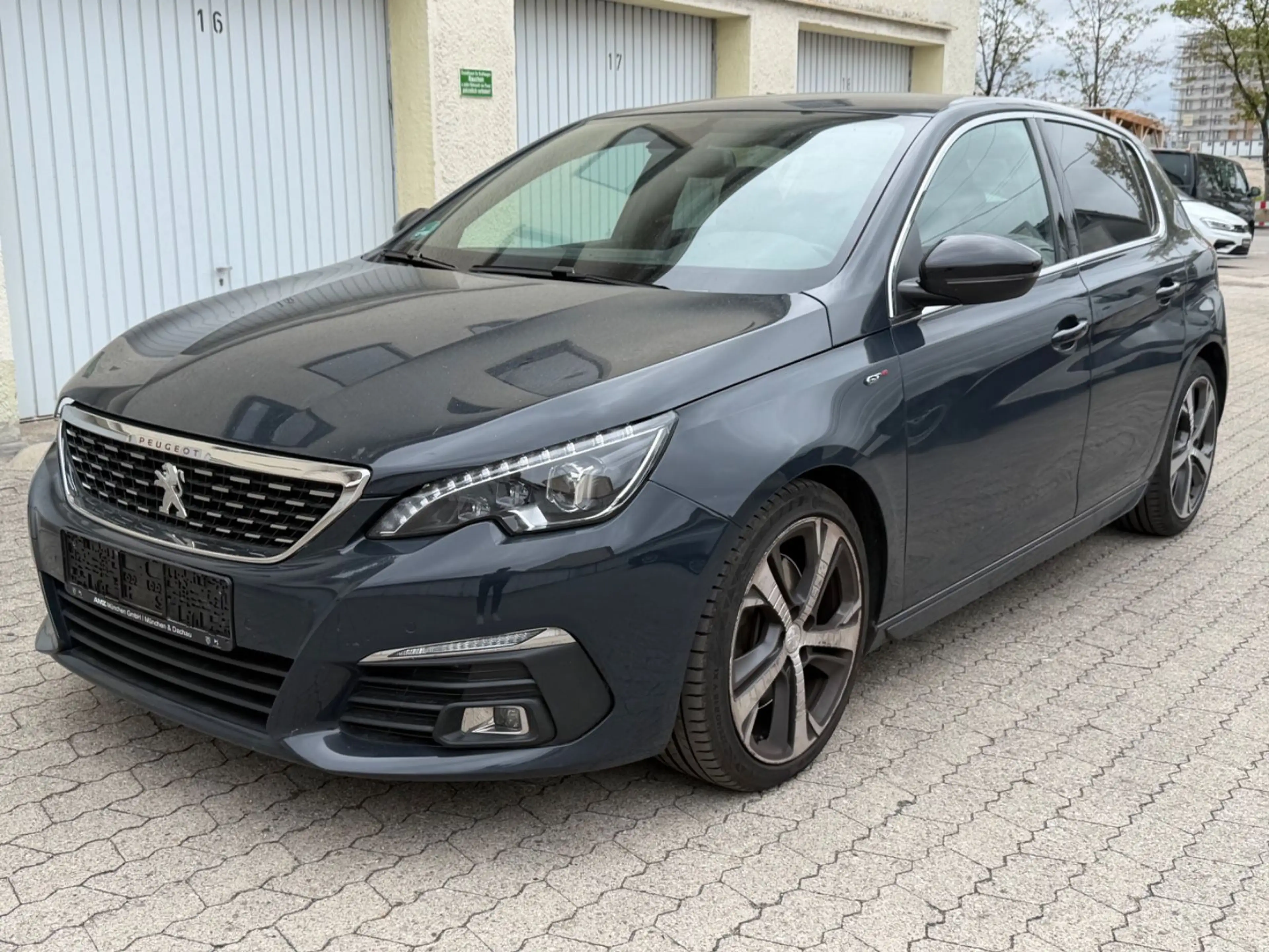 Peugeot 308 GT*LED*CarPlay*Komfortzugang*