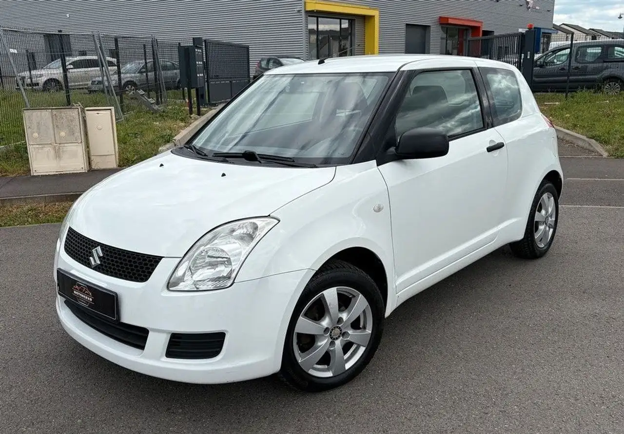 Suzuki Swift 1.3 CLASSIC 92 CH