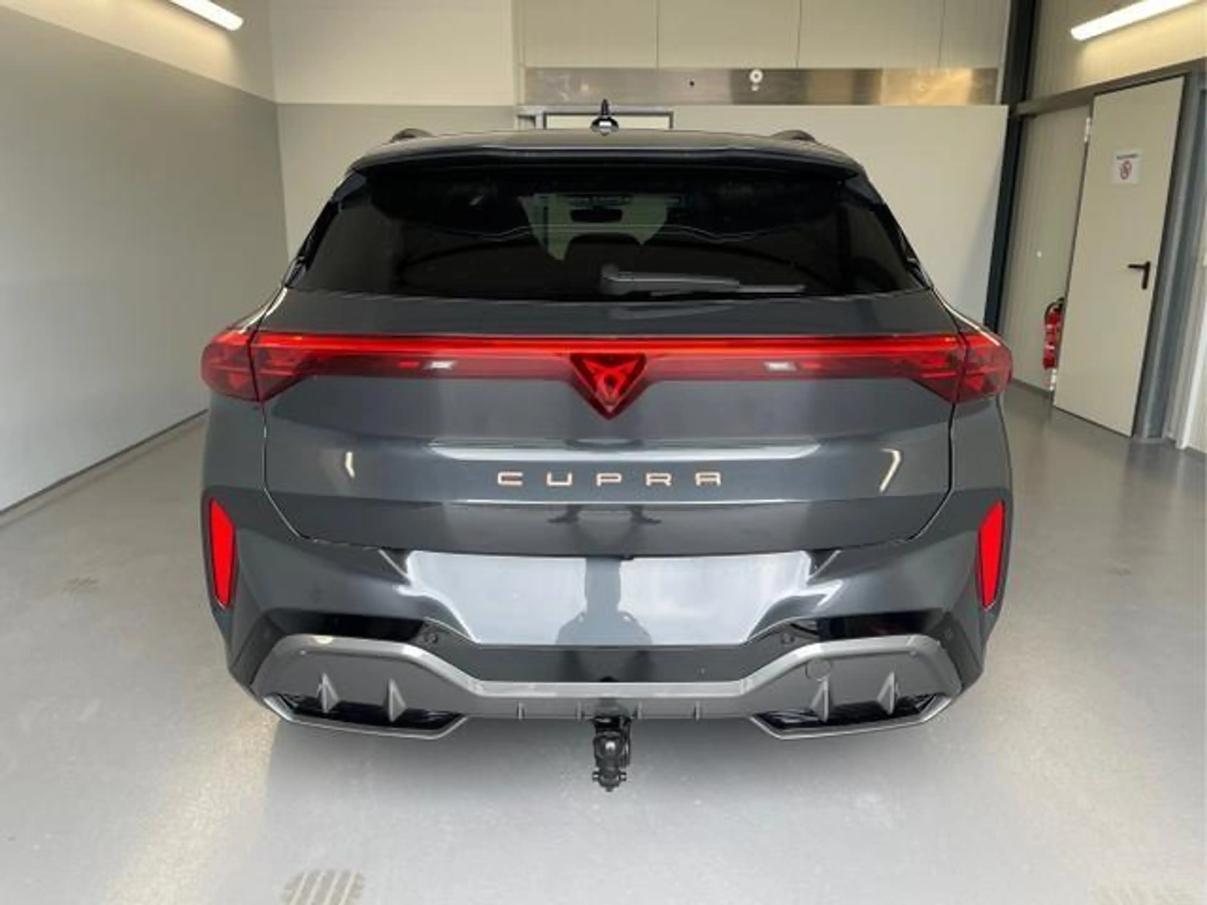CUPRA Terramar 1.5 eTSI DSG Matrix+Kessy+AHK+eHeck+Dinamica+CarPl — photo 5