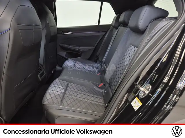 Volkswagen Golf view 8