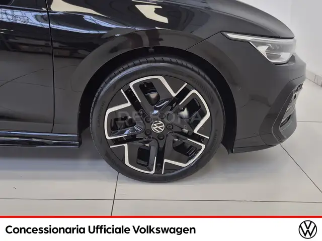 Volkswagen Golf view 13