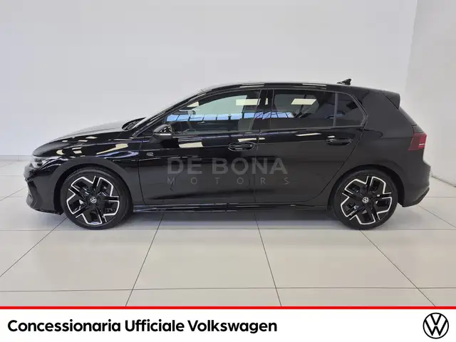 Volkswagen Golf view 3