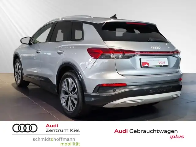 Audi Q4 e-tron view 4