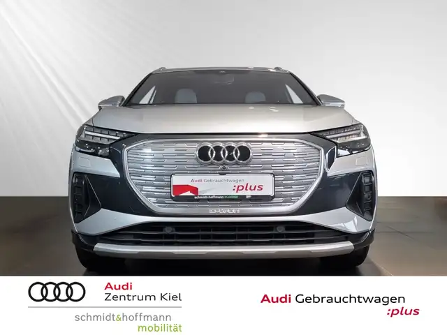 Audi Q4 e-tron view 2