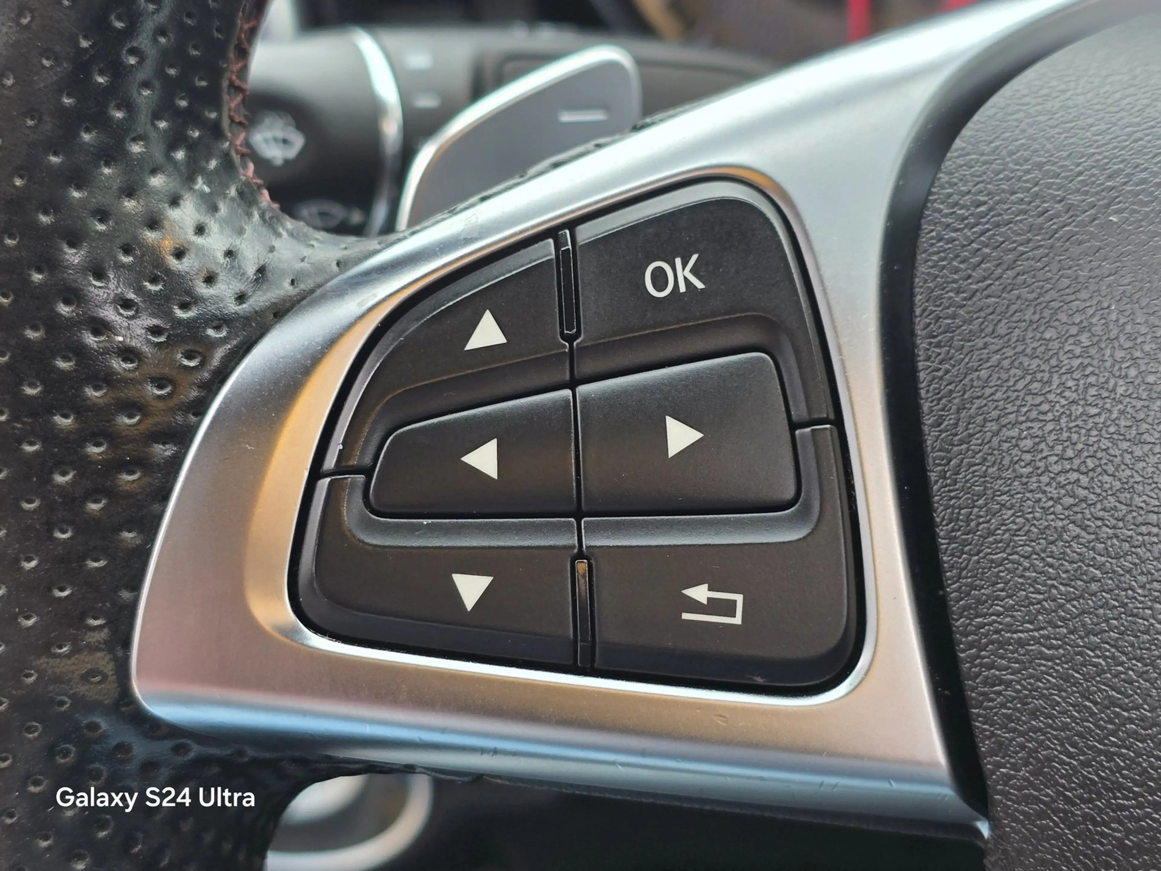 Mercedes-Benz CLA 180 AMG Line / Aut / NAP / Navi / Cruise Control / Ope — photo 5