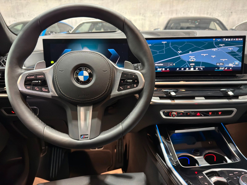 BMW X7 xDrive/40/d/M/Sport/PANO/360*/3D/7.SITZ/AHK — photo 15