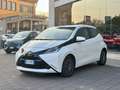 Toyota Aygo Aygo 1.0 VVT-i 69 CV 5 porte x-play Weiß - thumbnail 3