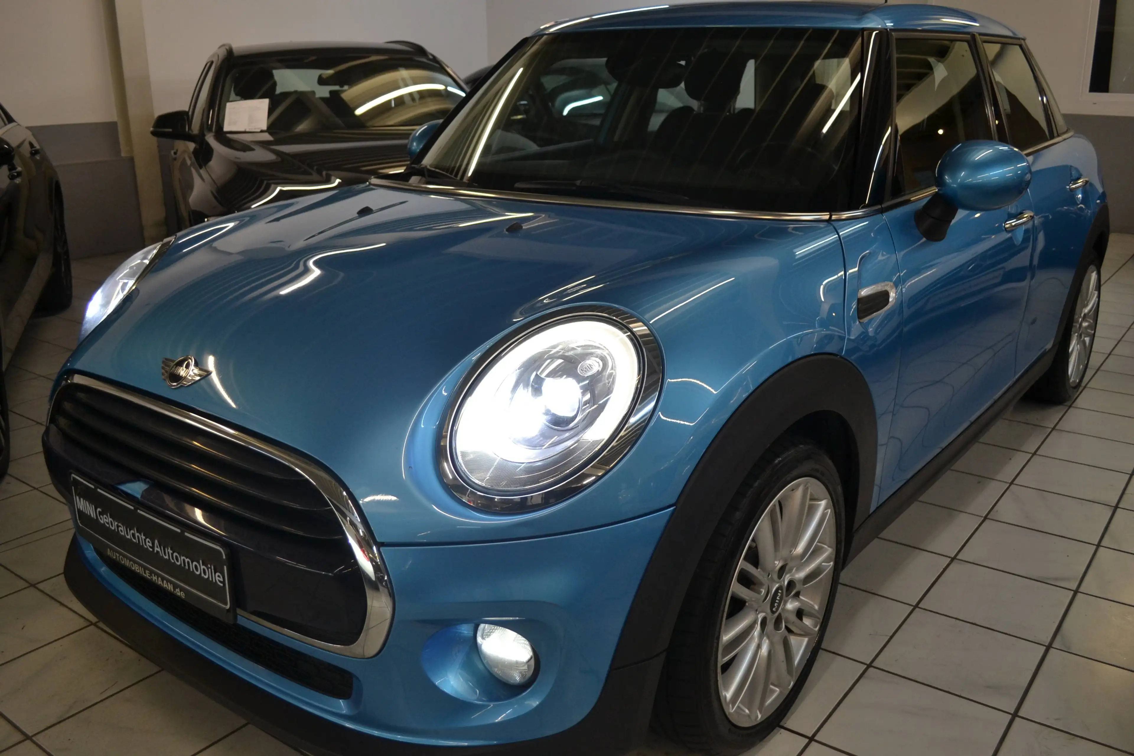 MINI Cooper D 5-Türer*1.HAND*LED*T-LEDER*ALU17zoll*NAVIGATION* — photo 13