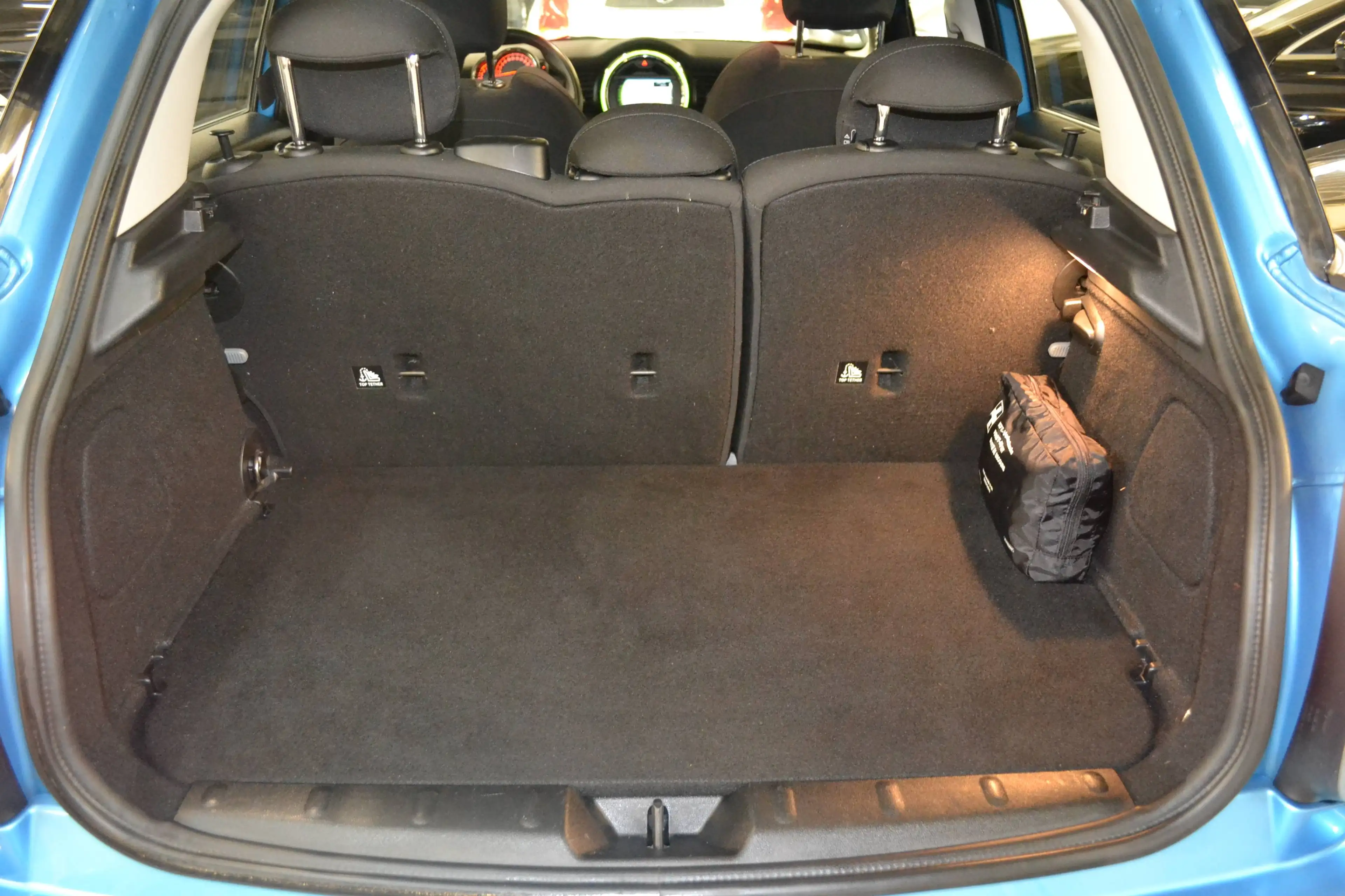 MINI Cooper D 5-Türer*1.HAND*LED*T-LEDER*ALU17zoll*NAVIGATION* — photo 15