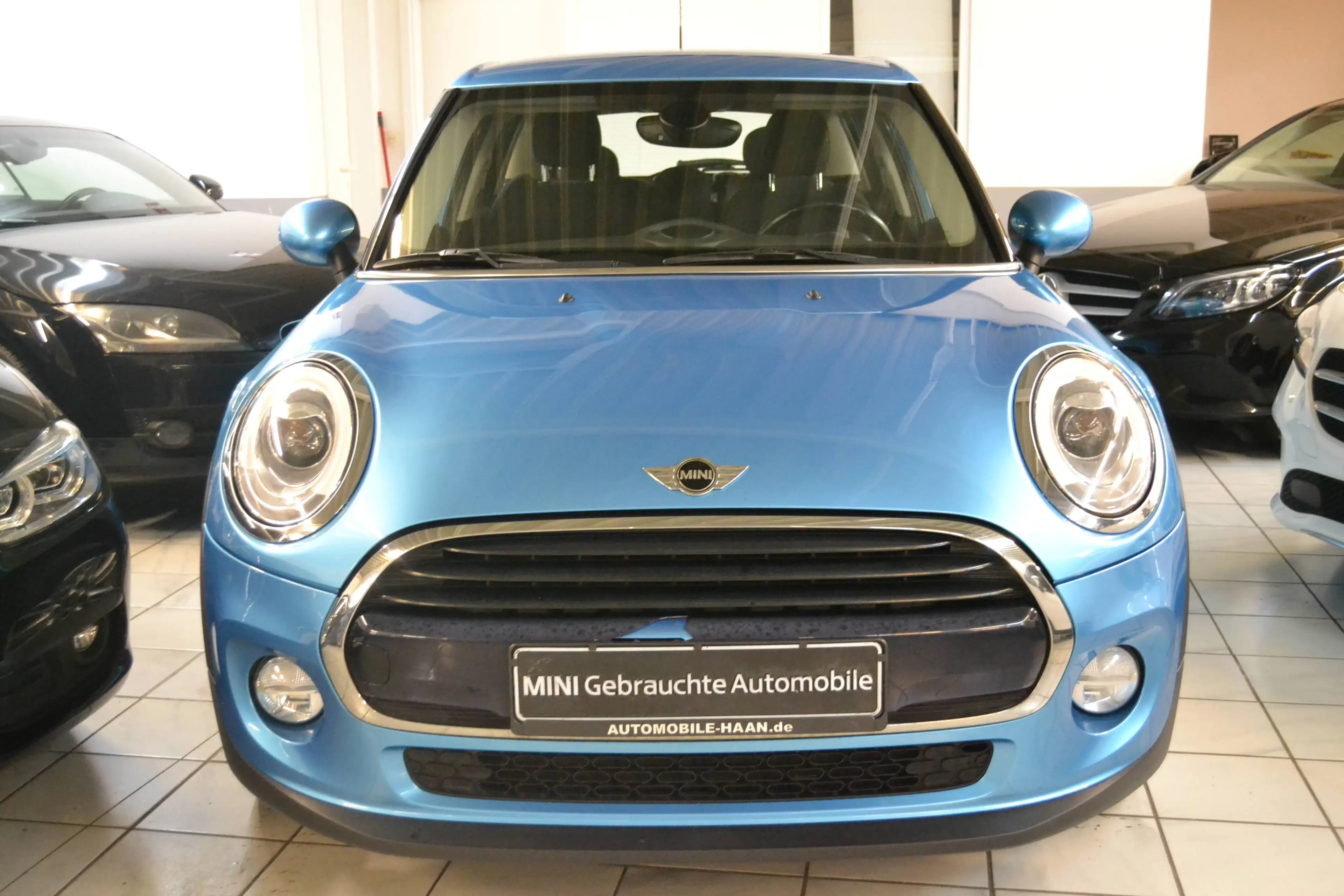 MINI Cooper D 5-Türer*1.HAND*LED*T-LEDER*ALU17zoll*NAVIGATION* — photo 3