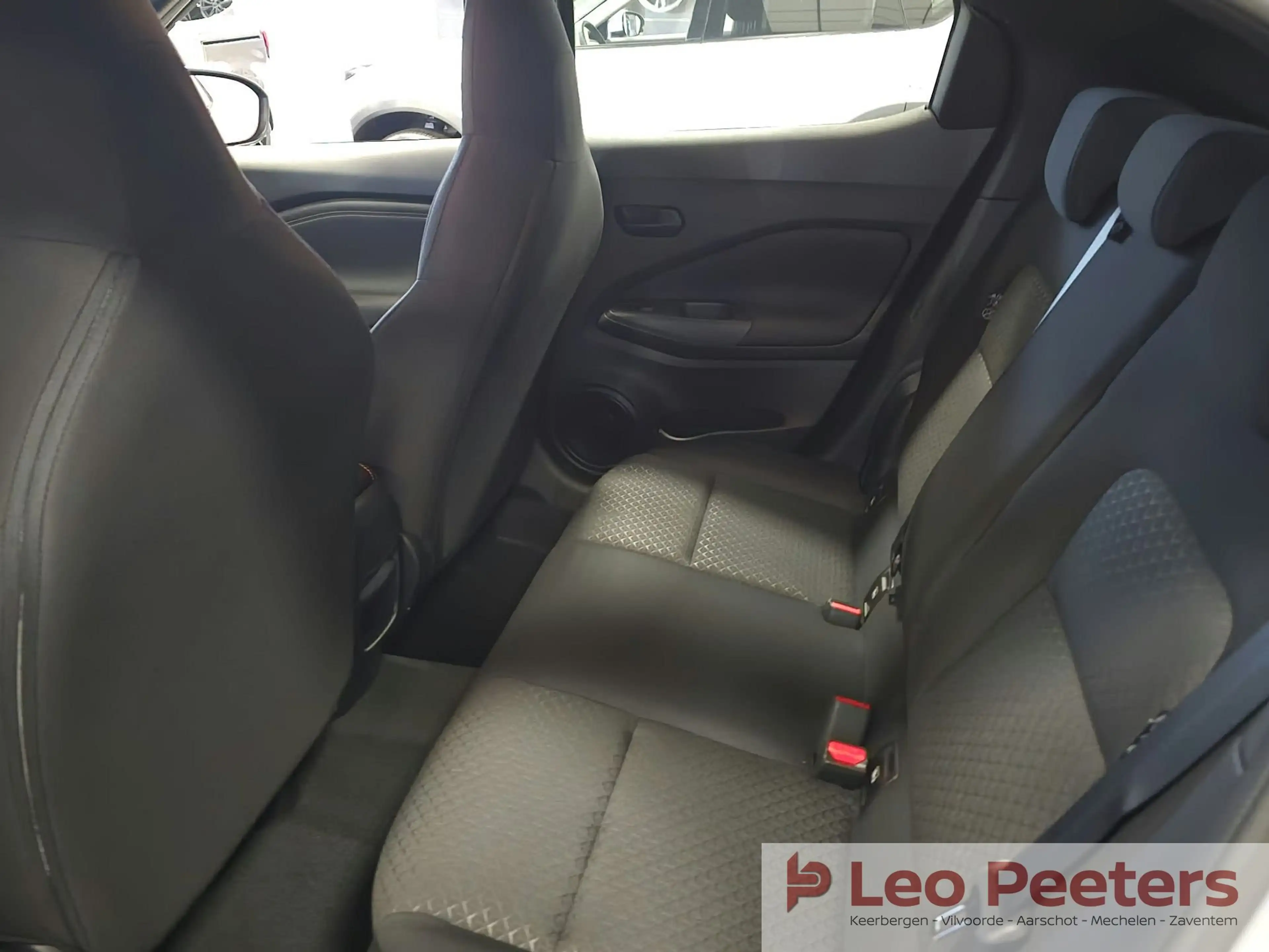 Nissan Juke HYBRIDE Acenta Plus MY26 — photo 9