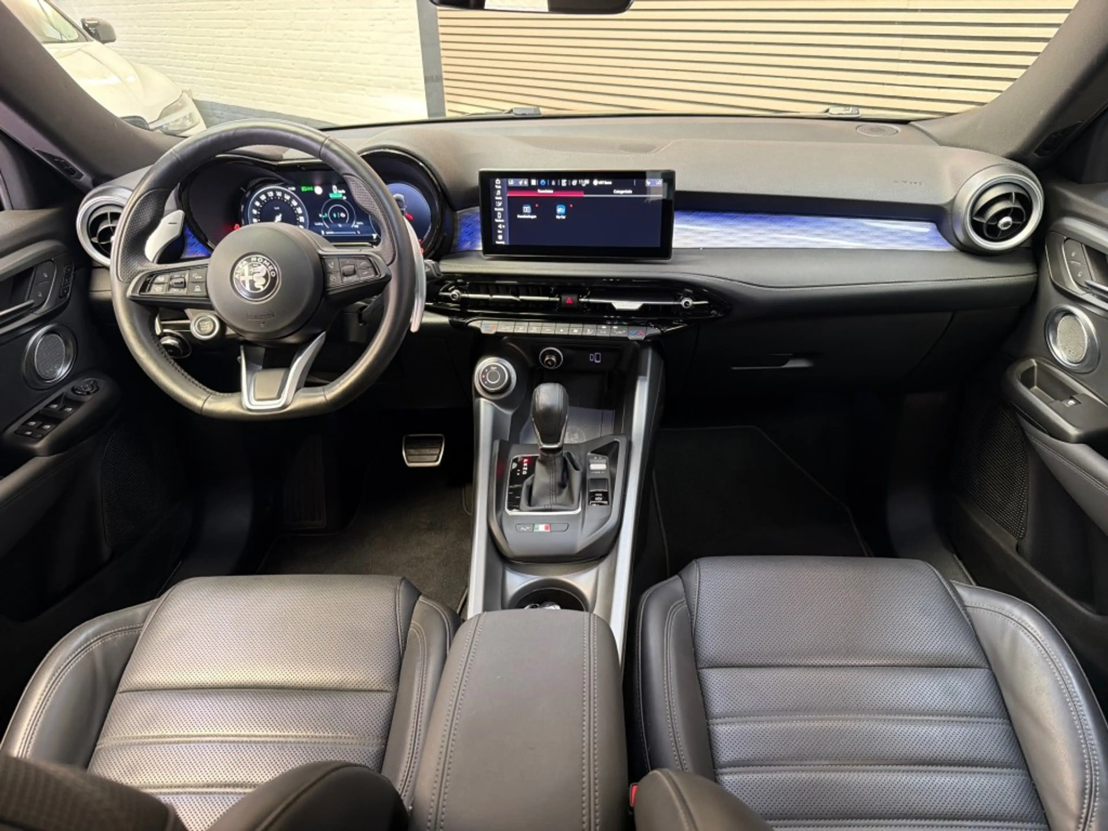 Alfa Romeo Tonale 1.5T Hybrid Edizione Speciale Leder Led Clima CarP — photo 15