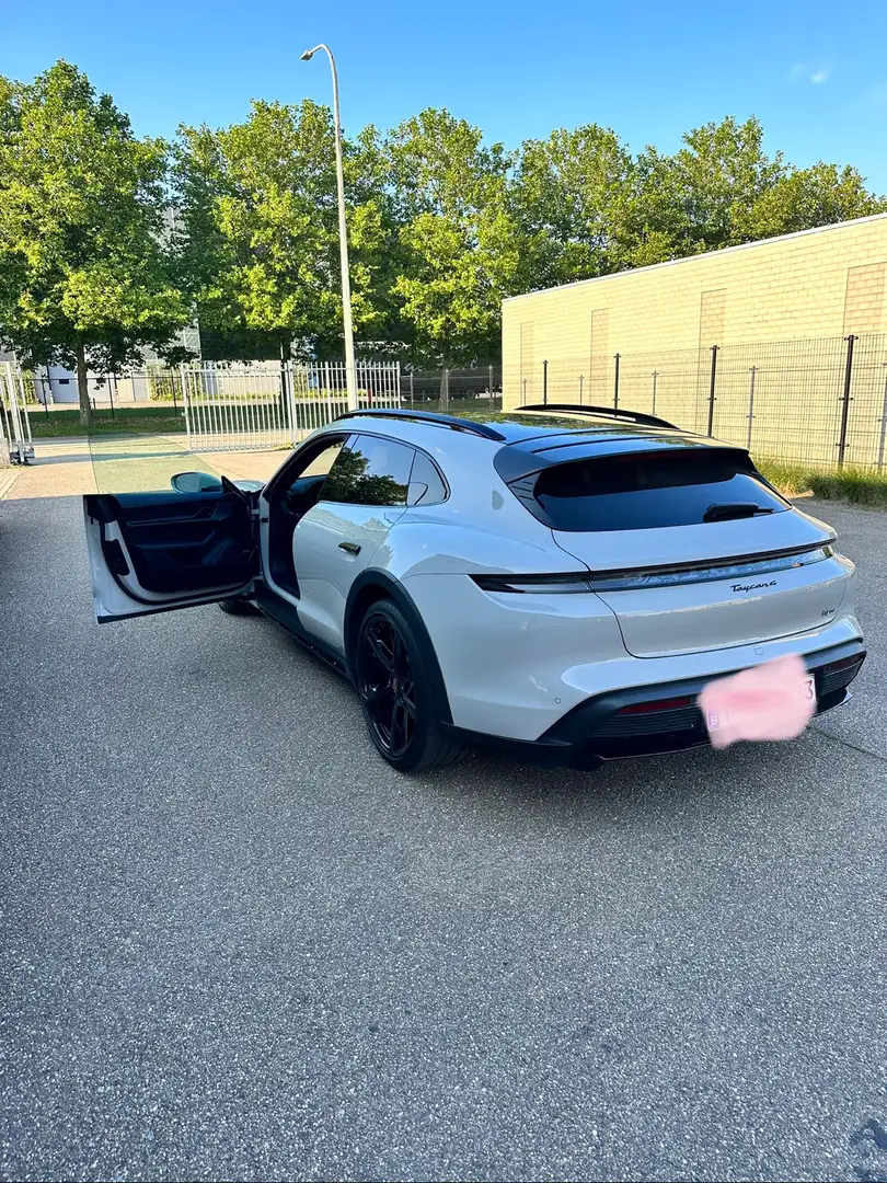Porsche Taycan cross turismo - 2