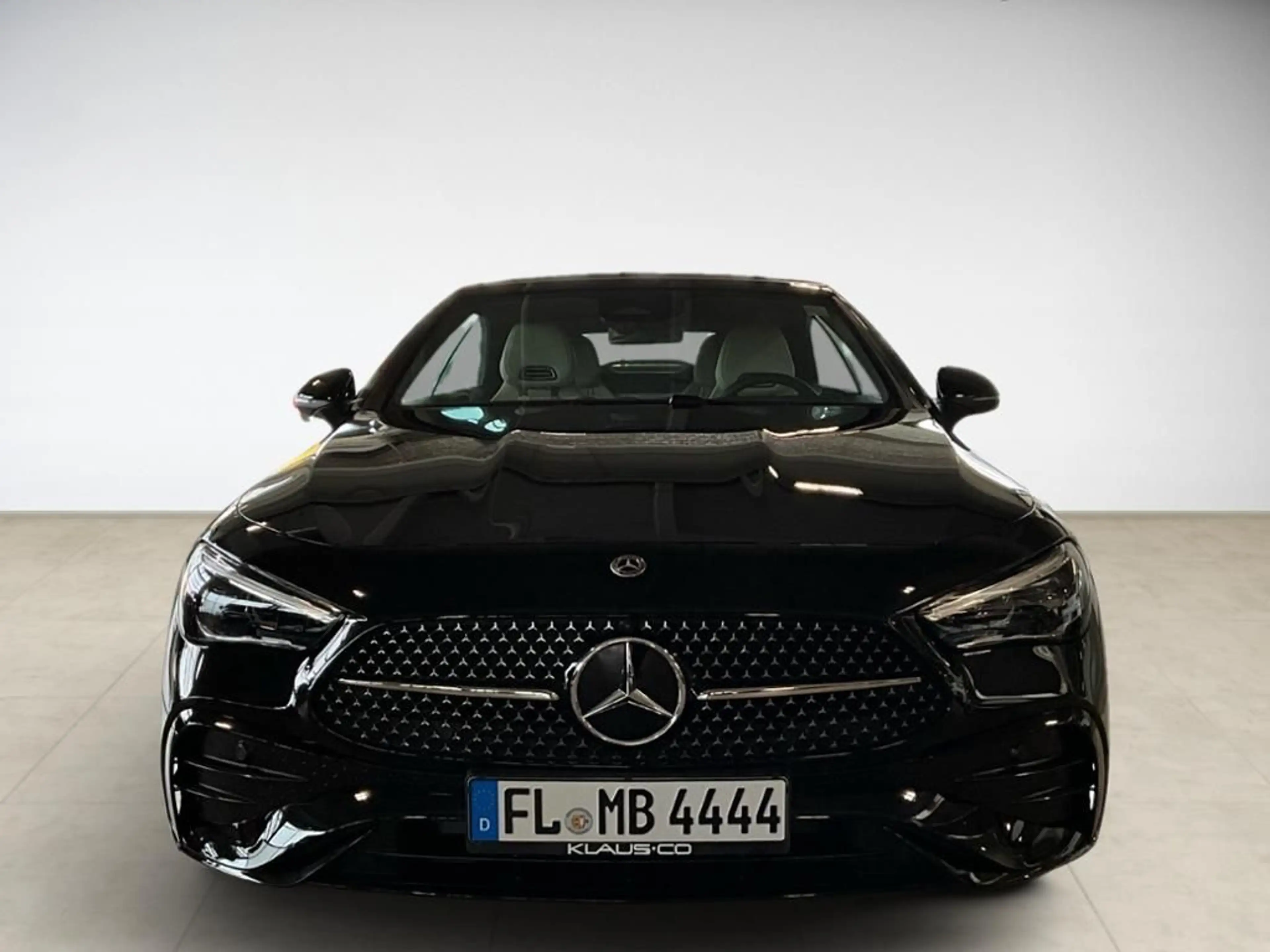Mercedes-Benz CLE 180 Cabrio AMG-Line 360 AUT Kam. KeyLess LED — photo 2