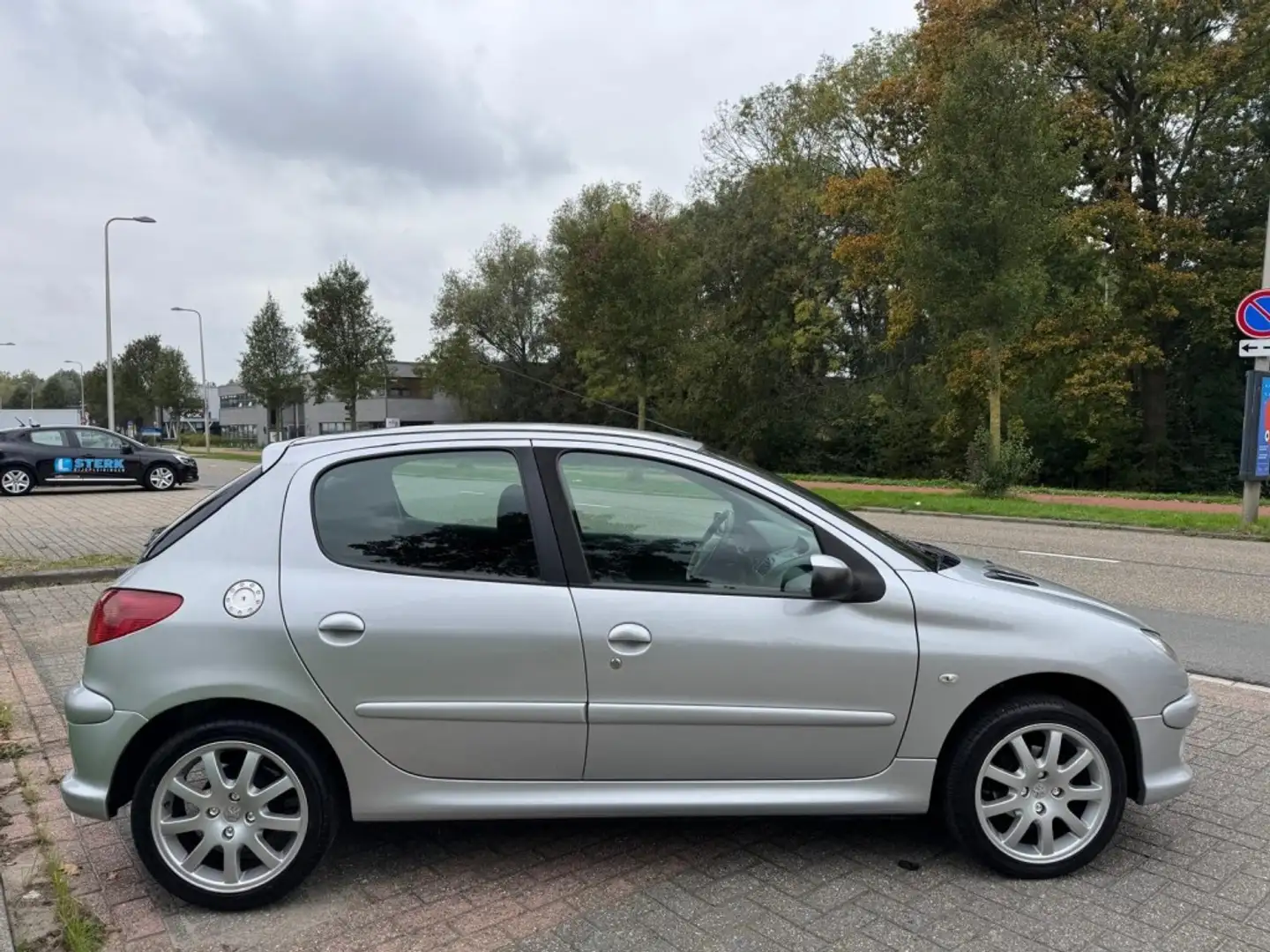 Peugeot 206 1.4 AIR-LINE 3 AIRCO bouwjaar 2007 Gris - 2