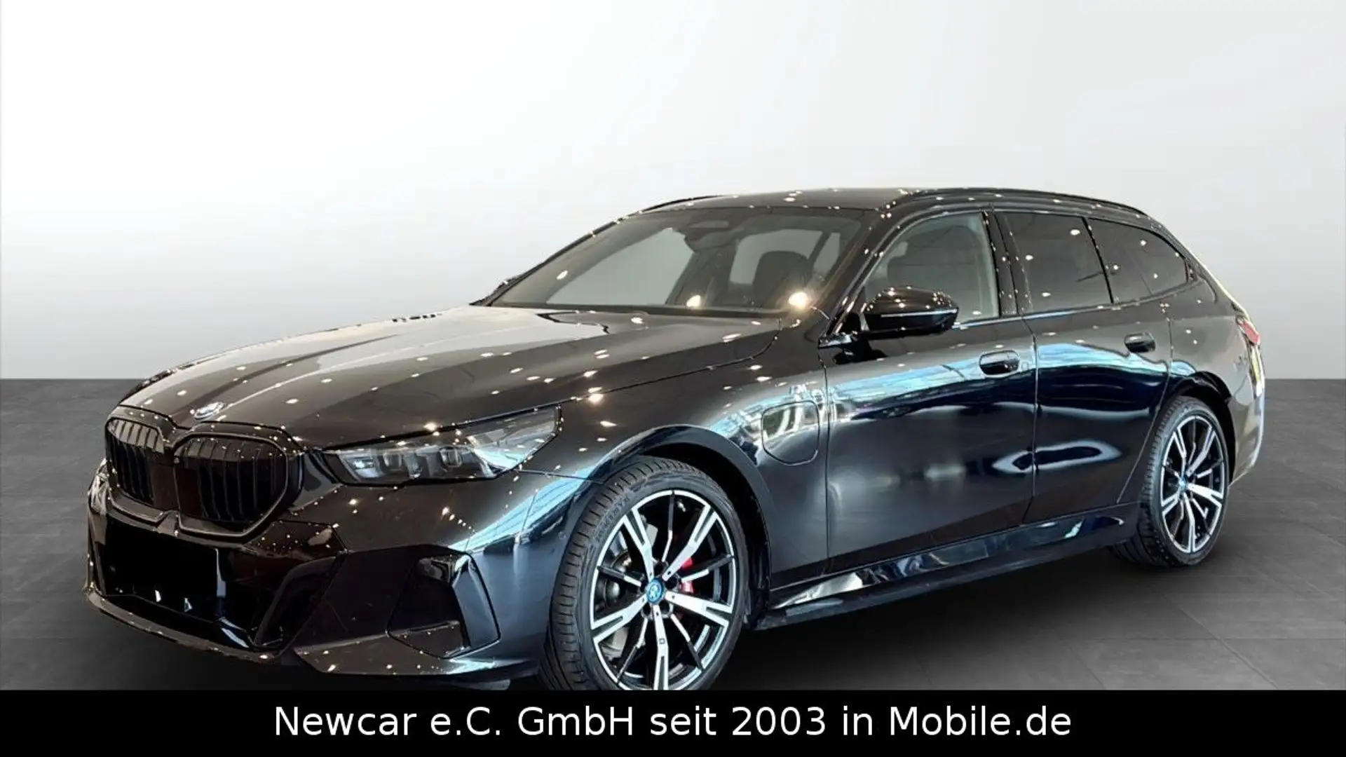 BMW 530 e xDrive Touring*M Sportp Pro*Sportfahrwerk Noir - 1