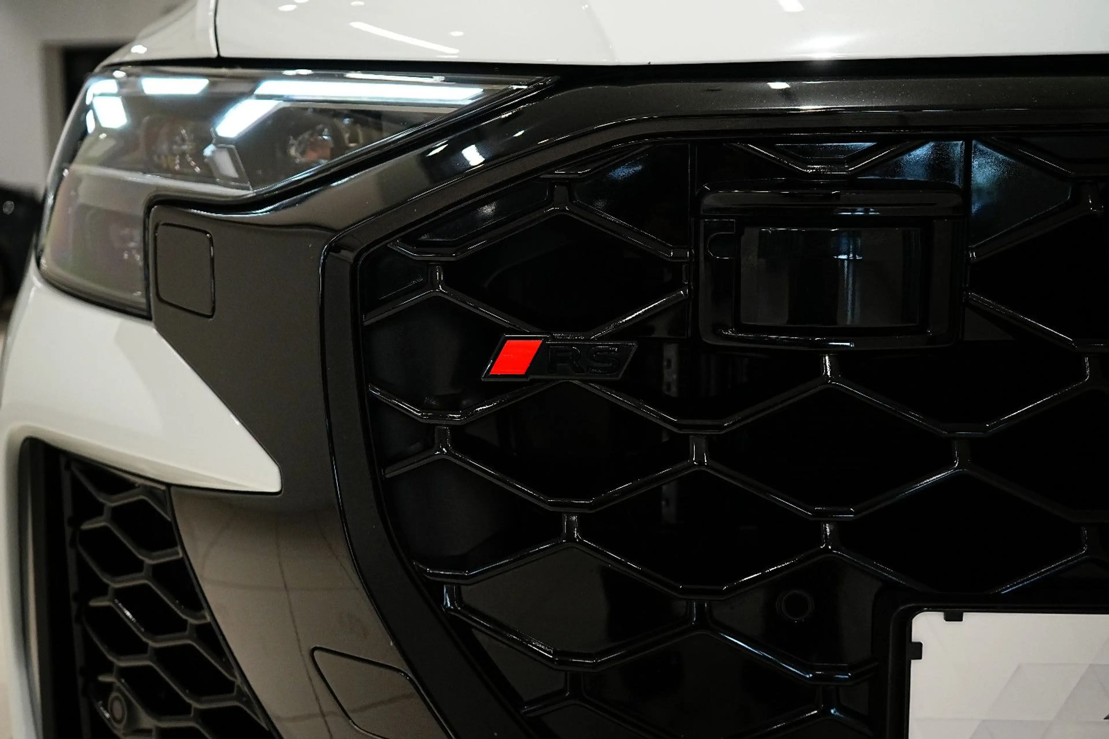 Audi RS Q8 4.0|HUD|CARBON|LASER|LUFT|PANO|B&O|3D|MASAG — photo 12