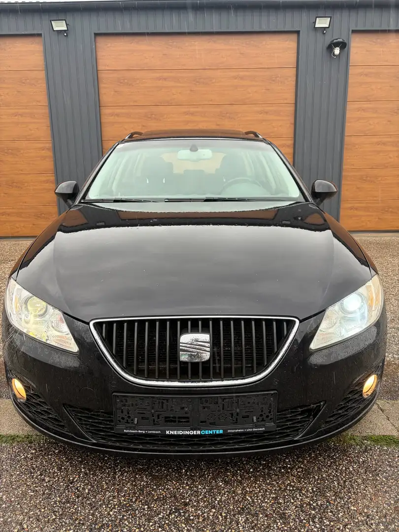 SEAT Exeo ST Sport 2,0 TDI CR Schwarz - 1