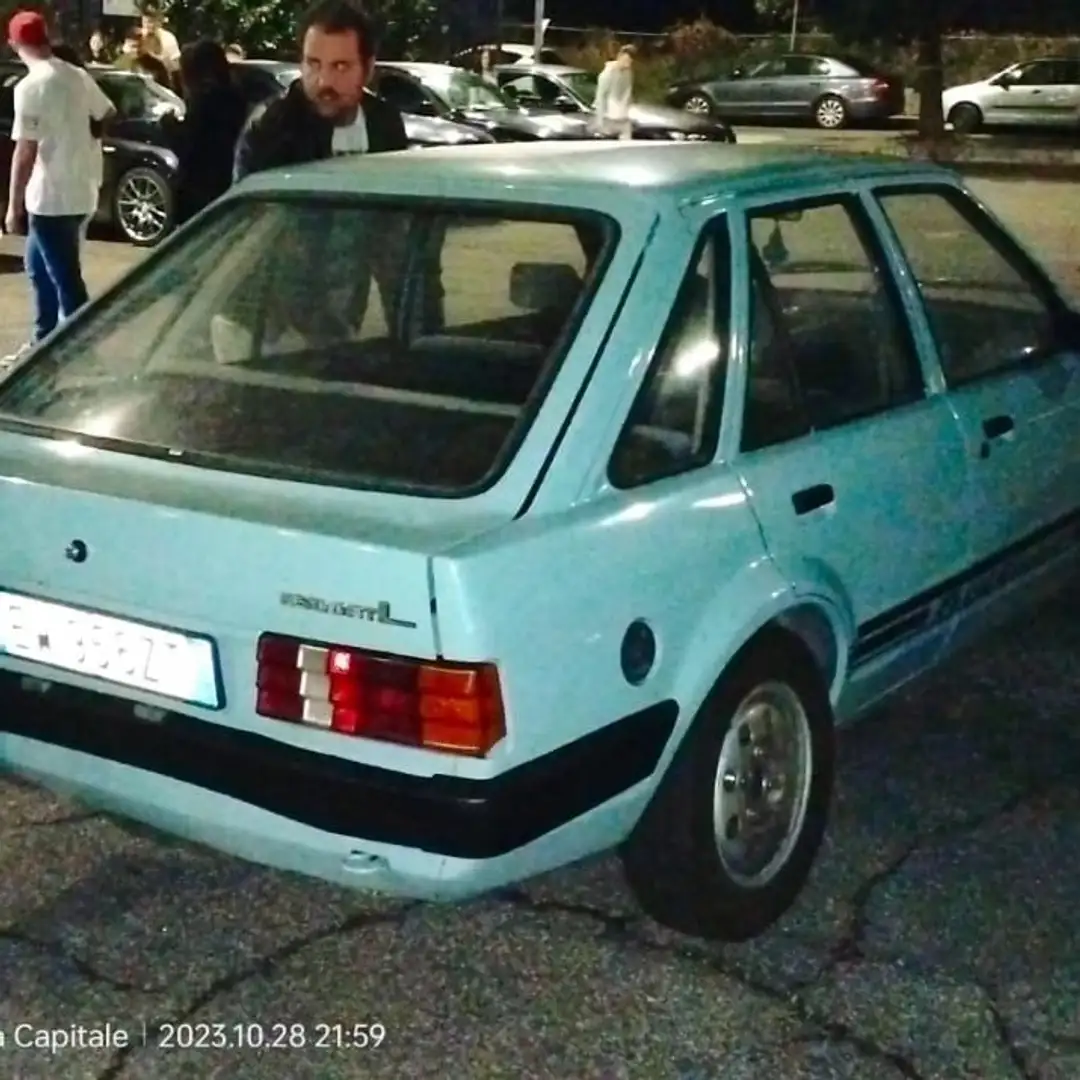 Ford Escort 5p 1.1 GL - 1