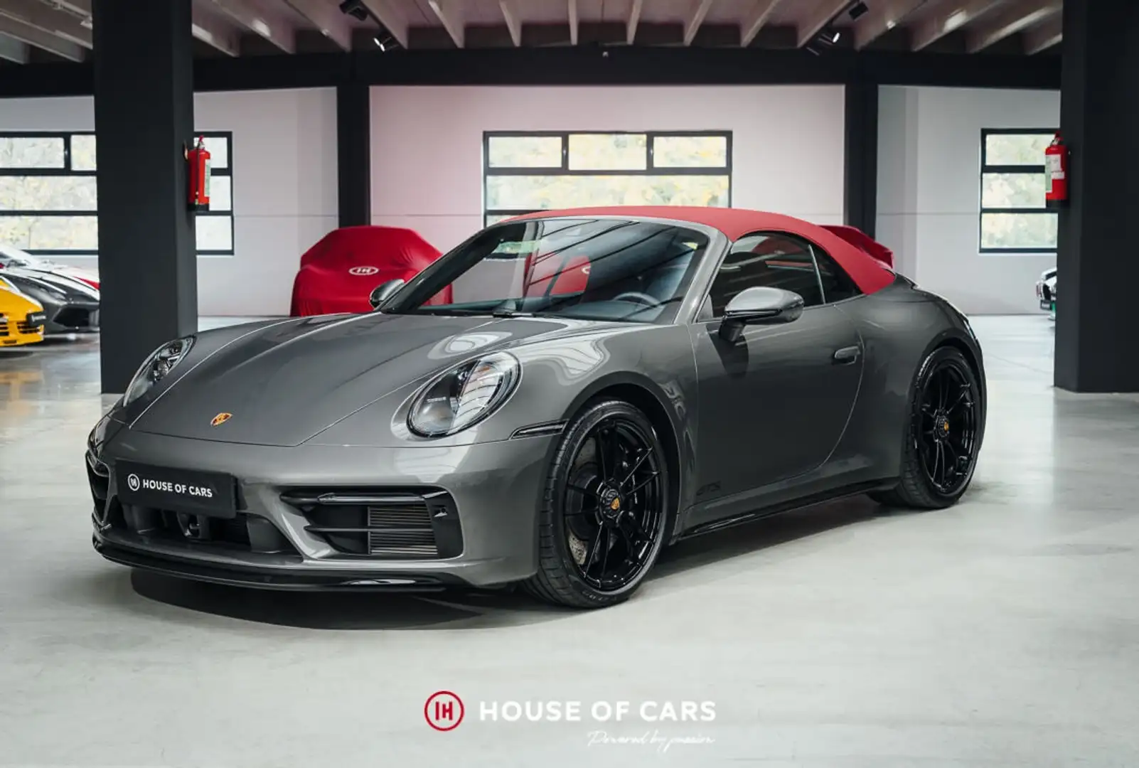 Porsche 911 992.1 CARRERA 4 GTS CABRIOLET PDK PORSCHE APPROVED Gris - 2