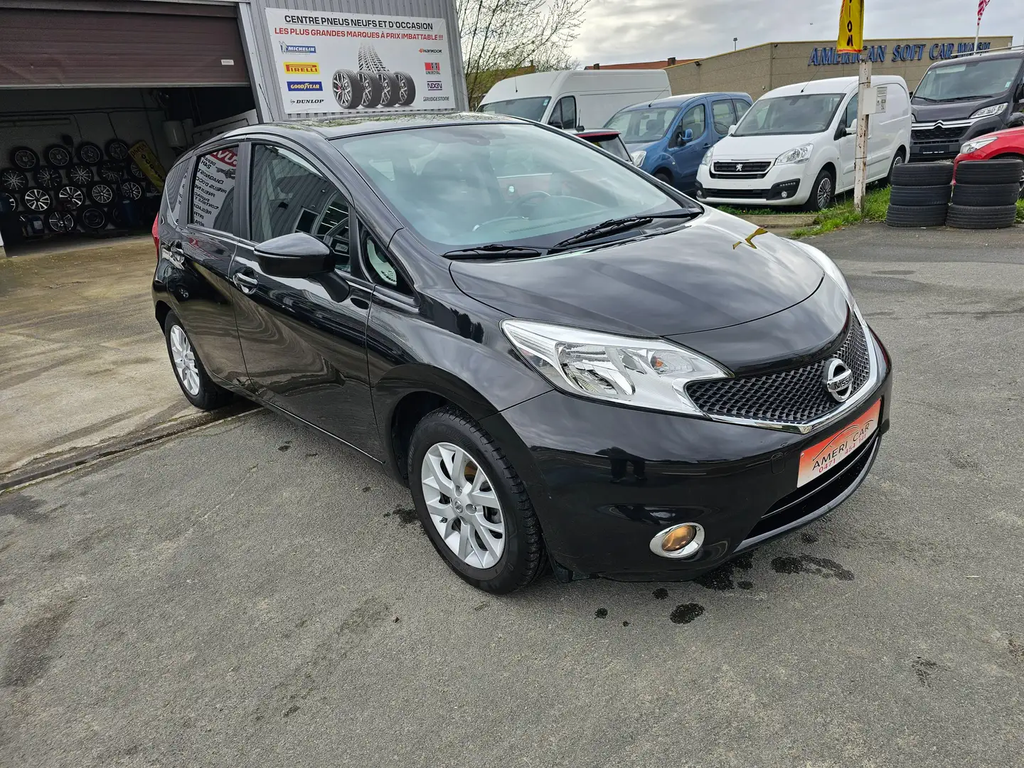 Nissan Note 1.2i Connect Edition Black - 2