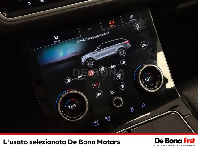 Land Rover Range Rover Velar view 14