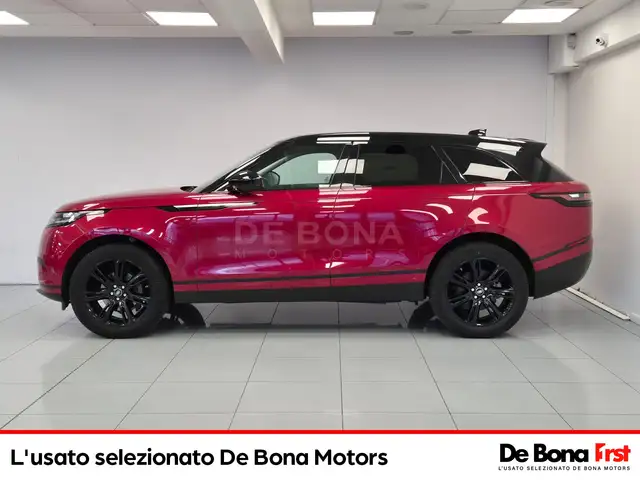 Land Rover Range Rover Velar view 2