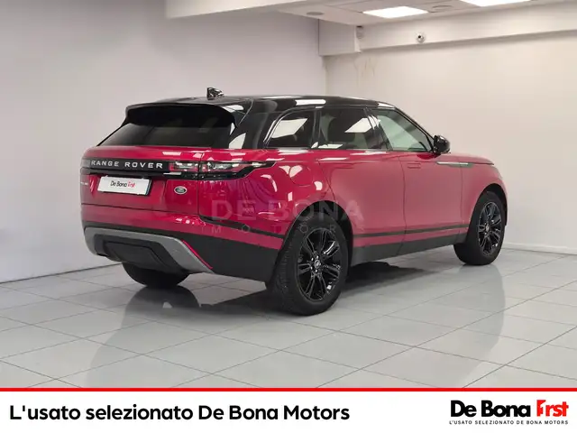 Land Rover Range Rover Velar view 4