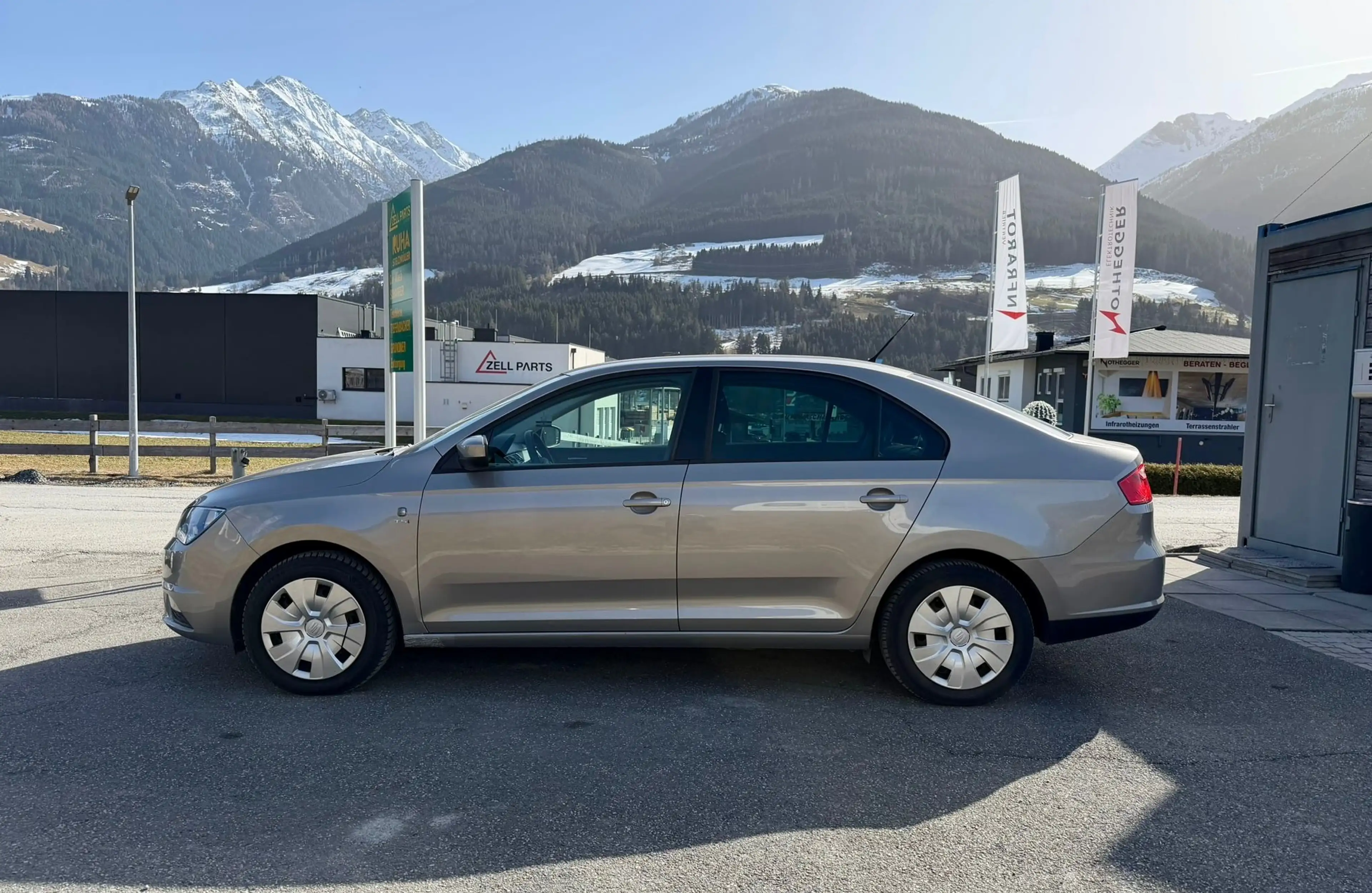SEAT Toledo Style *FINANZIERUNG OHNE ANZAHLUNG* — photo 4