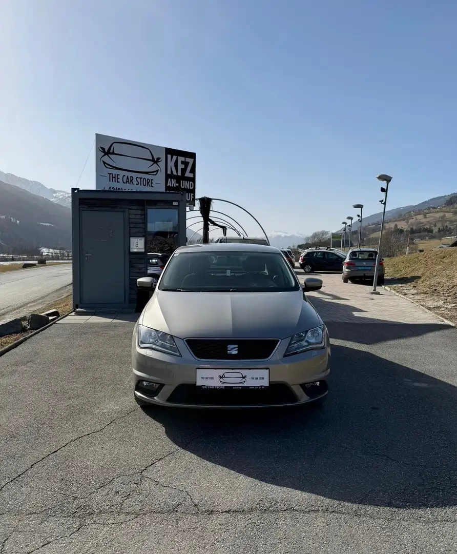 SEAT Toledo Style *FINANZIERUNG OHNE ANZAHLUNG* Grau - 2