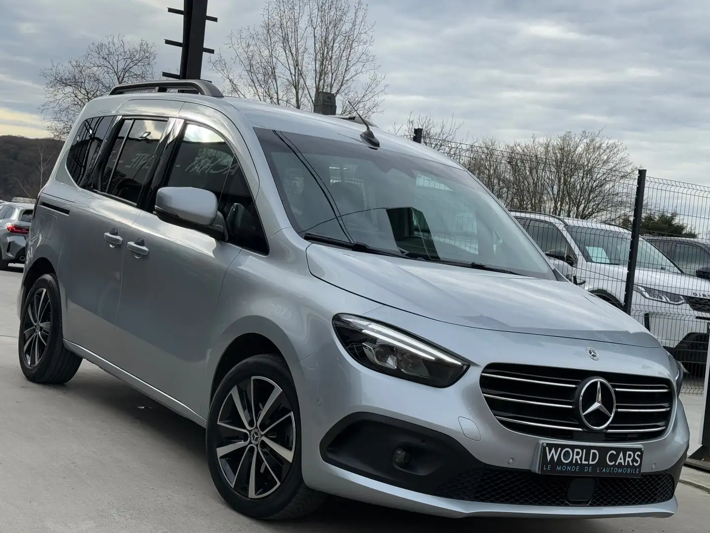 Mercedes-Benz Citan 1.5CDI (T180) Pro Aut. /NAVI /CAMERA /FULL OP. Grijs - 2