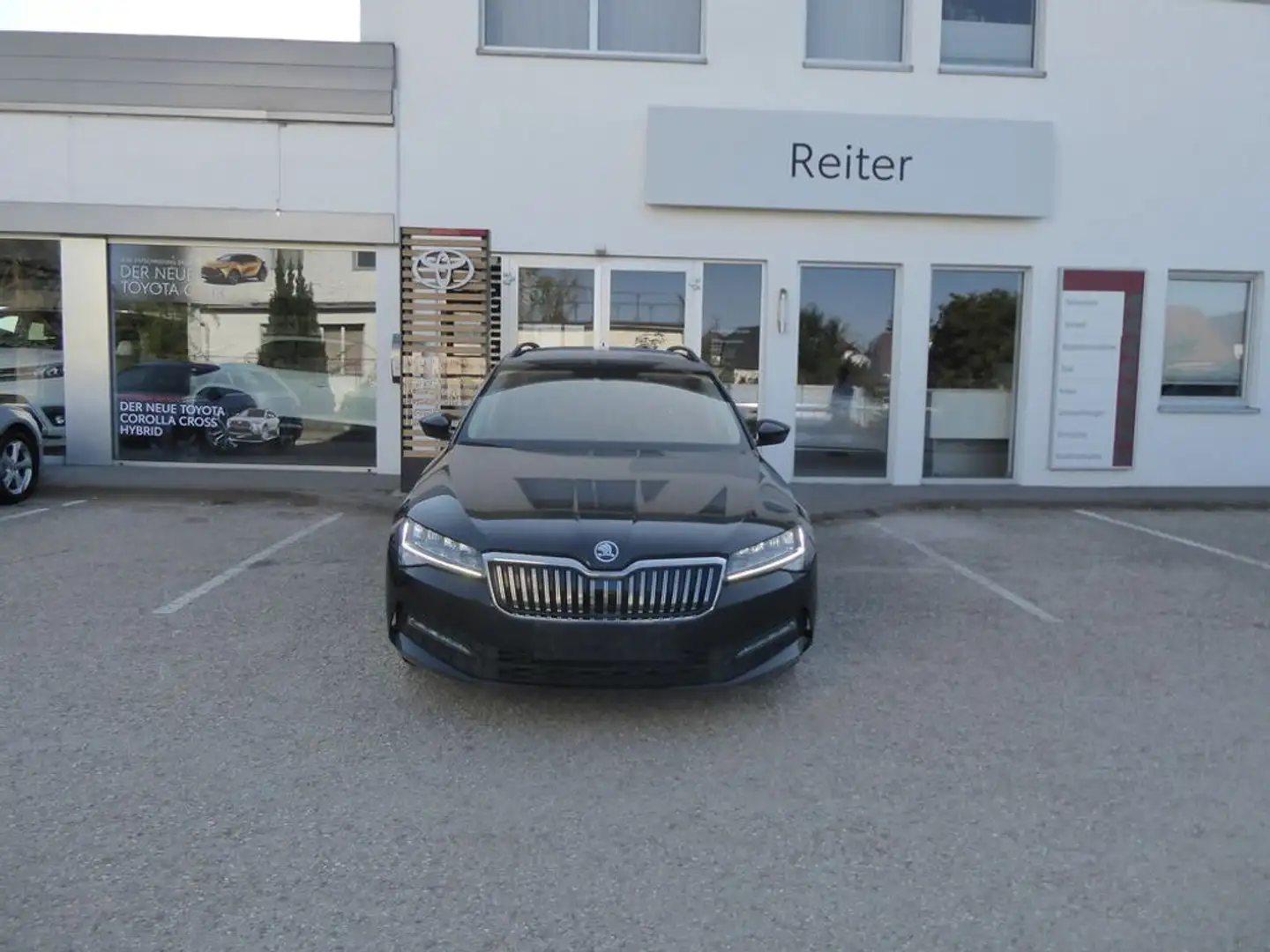 Skoda Superb Combi 2,0 TDI DSG *LED*KAMERA*SHZ* Schwarz - 1