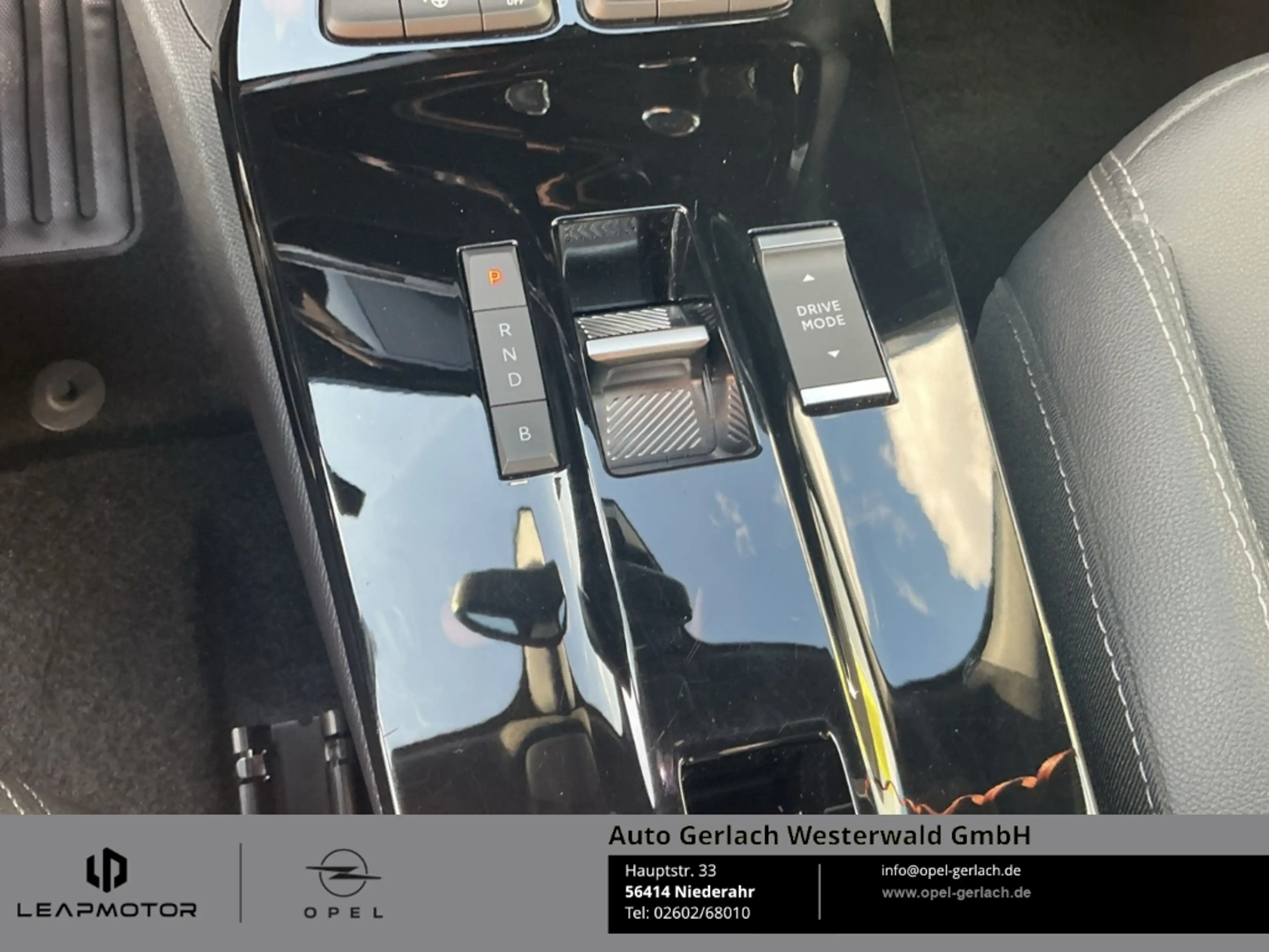 Opel Mokka e Ultimate Navi Leder Digitales Cockpit LED ACC Ap — photo 8