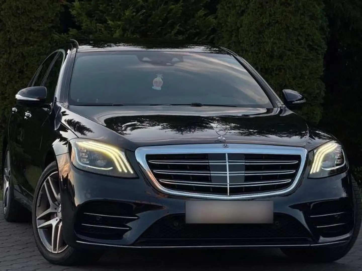 Mercedes-Benz S 400 S 400 d 4Matic 9G-TRONIC Schwarz - 1