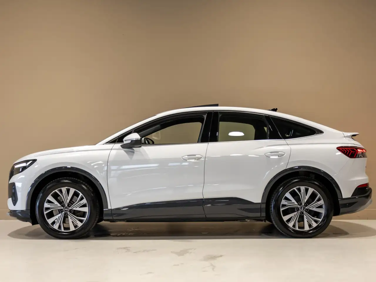 Audi Q4 Sportback 40 S edition 77 kWh / 204pk / Panoramada, миниатюра 3
