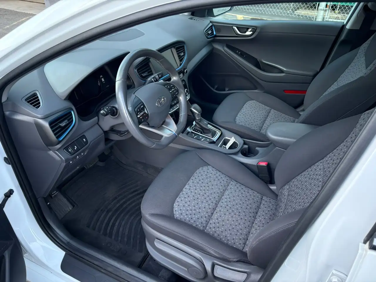 Hyundai IONIQ fotografie Hyundai IONIQ
