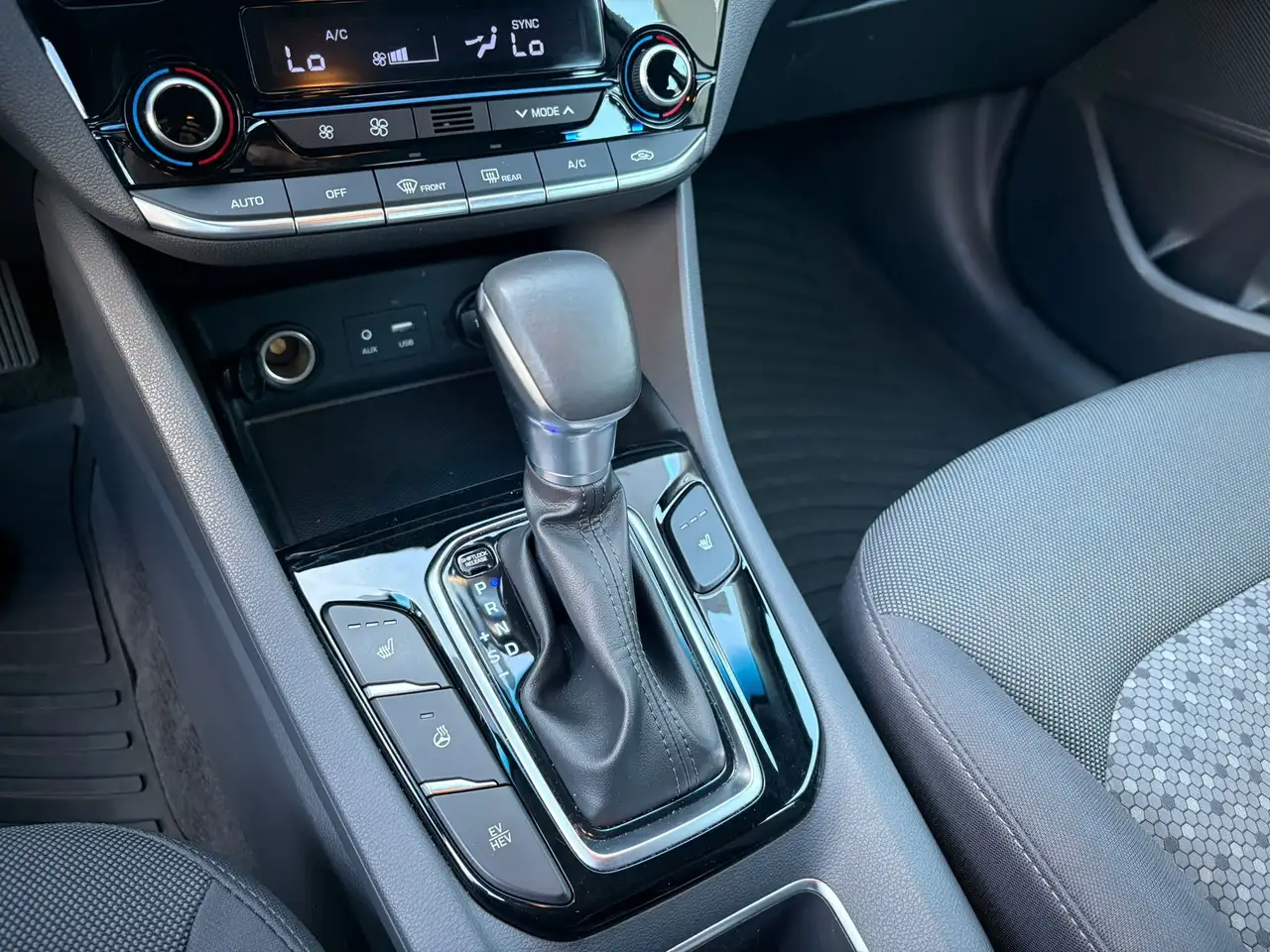 Hyundai IONIQ fotografie Hyundai IONIQ