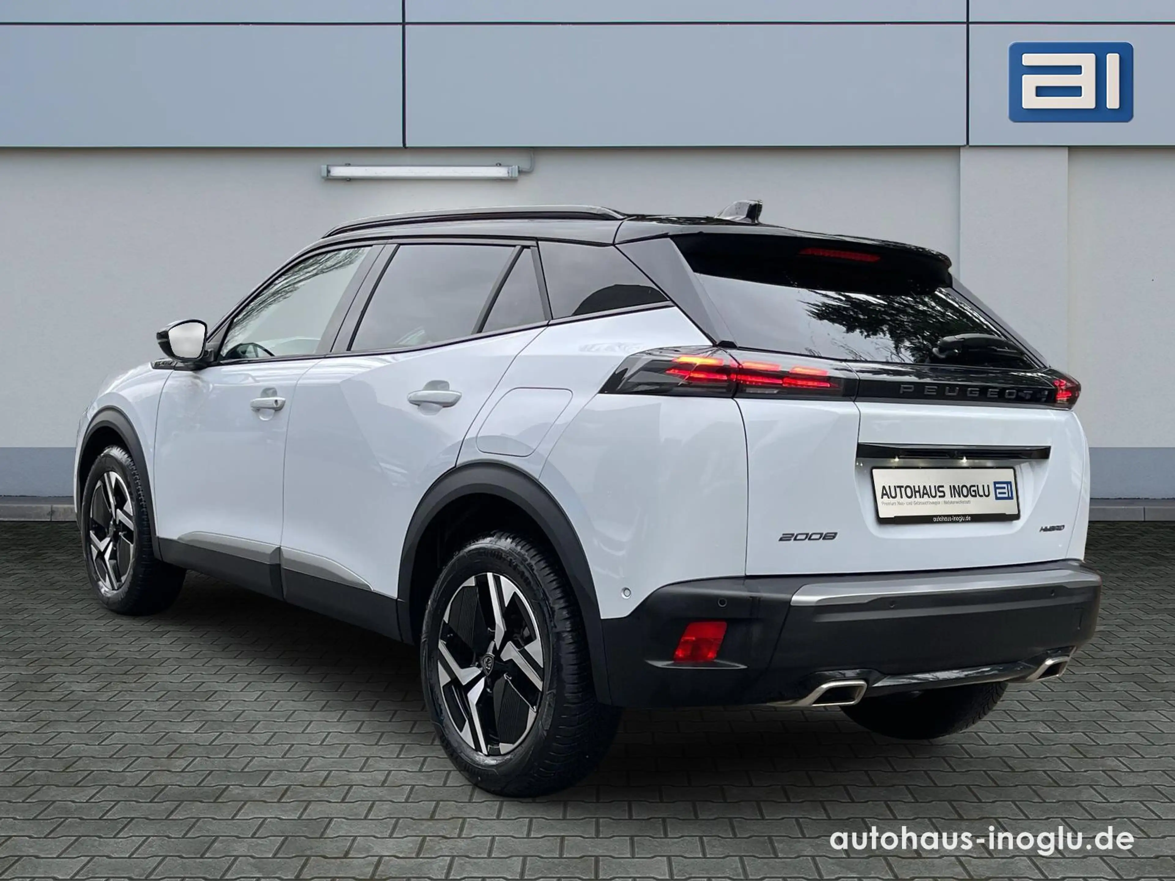 Peugeot 2008 Allure PureTech 130 EAT8*Navi*360°Kam*Shz — photo 3