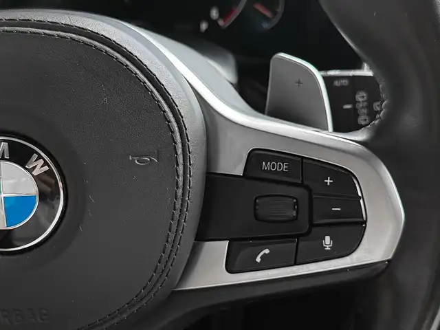 BMW 5 Series view 12