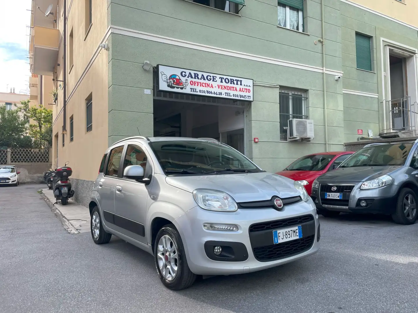Fiat Panda 1.2 Lounge 5 POSTI Grigio - 1