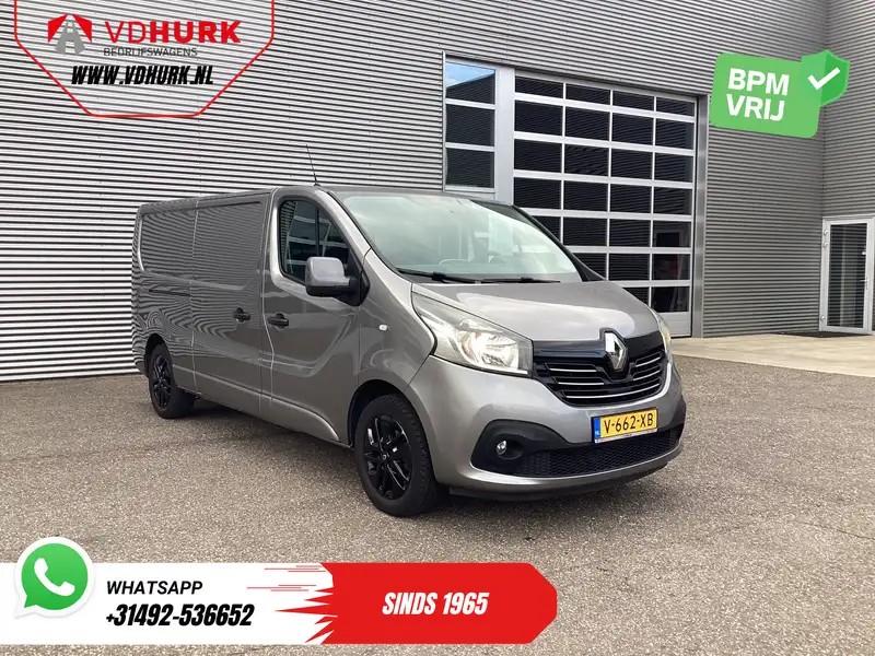 RENAULT Trafic