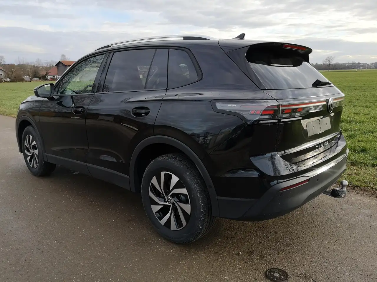 Volkswagen Tiguan 2.0 TDI Life LED GV5 AHK ACC Navi 3