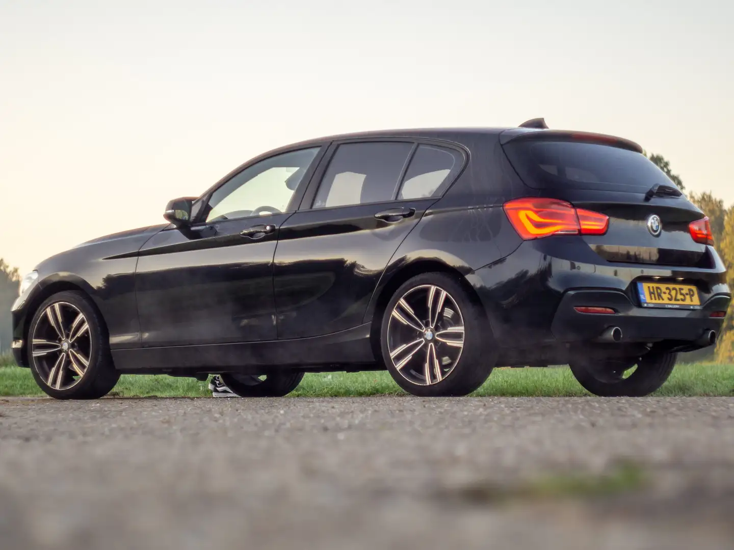 BMW 118 118+EDE+C.+Ess. Zwart - 2