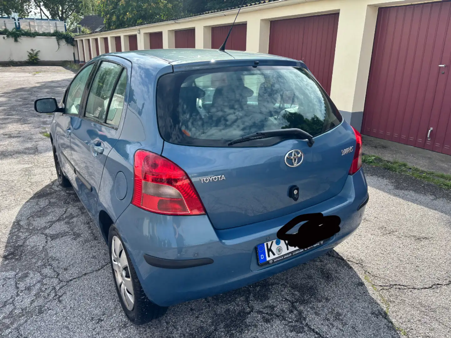 Toyota Yaris 1.3 VVT-i Luna - 2