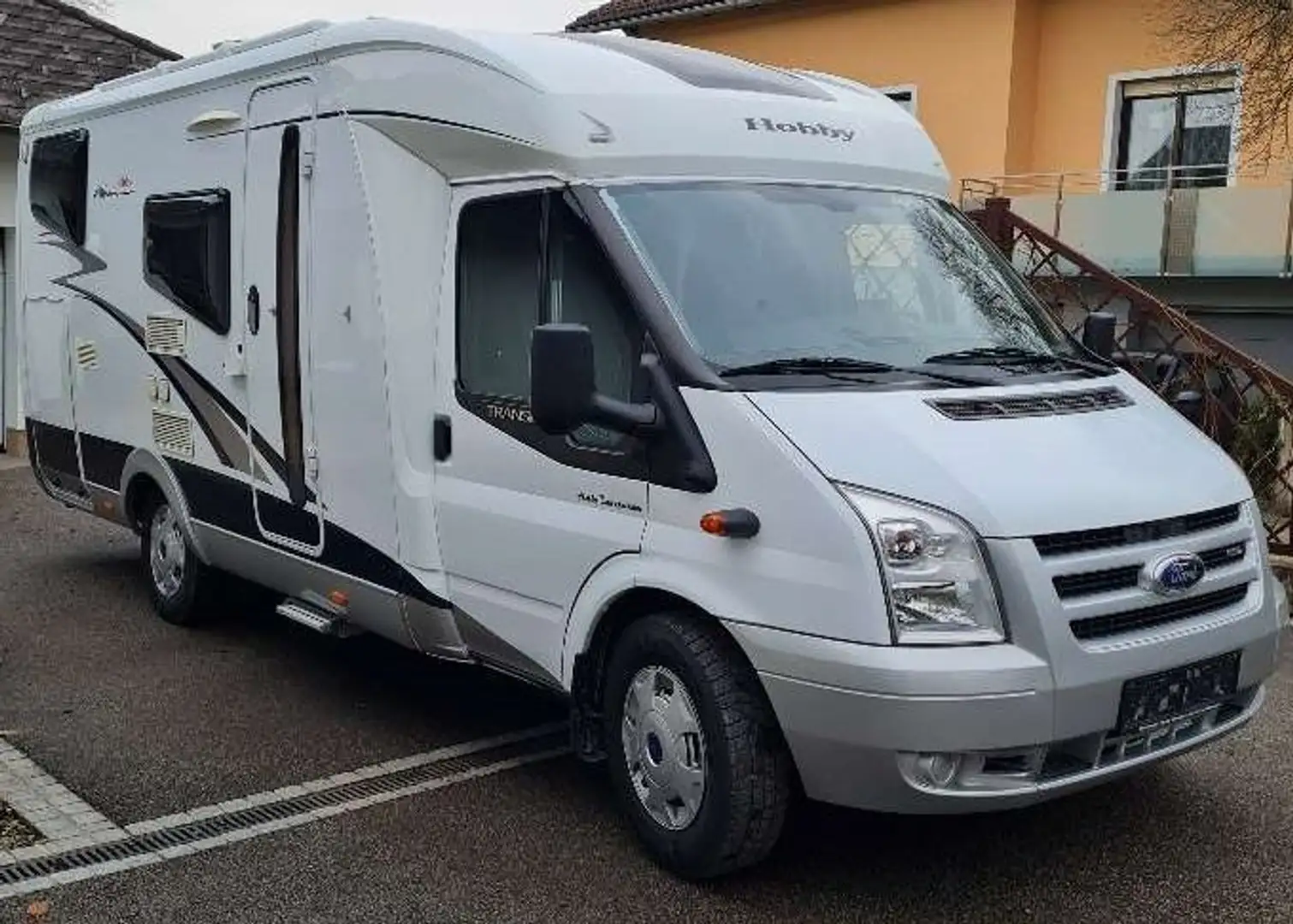 Ford Transit Wohnmobil Hobby TL 500 GESC 2.2l Weiß - 1