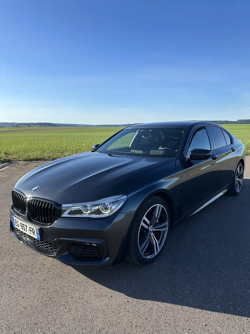 BMW 740 740d xDrive 320 ch M Sport A - 1