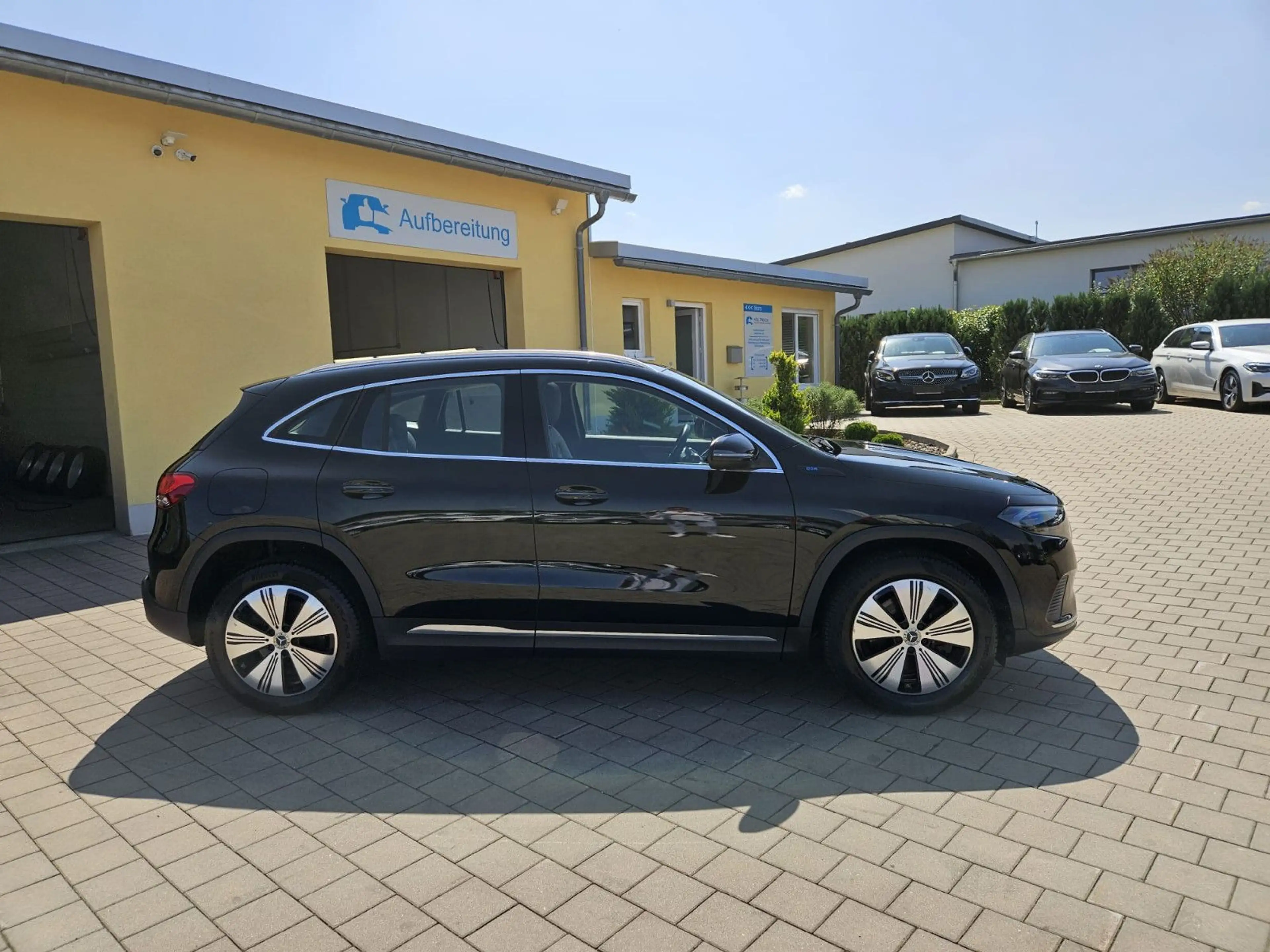 Mercedes-Benz EQA EQA 250 Progressive*Panoramadach*AHK*1Hand — photo 5
