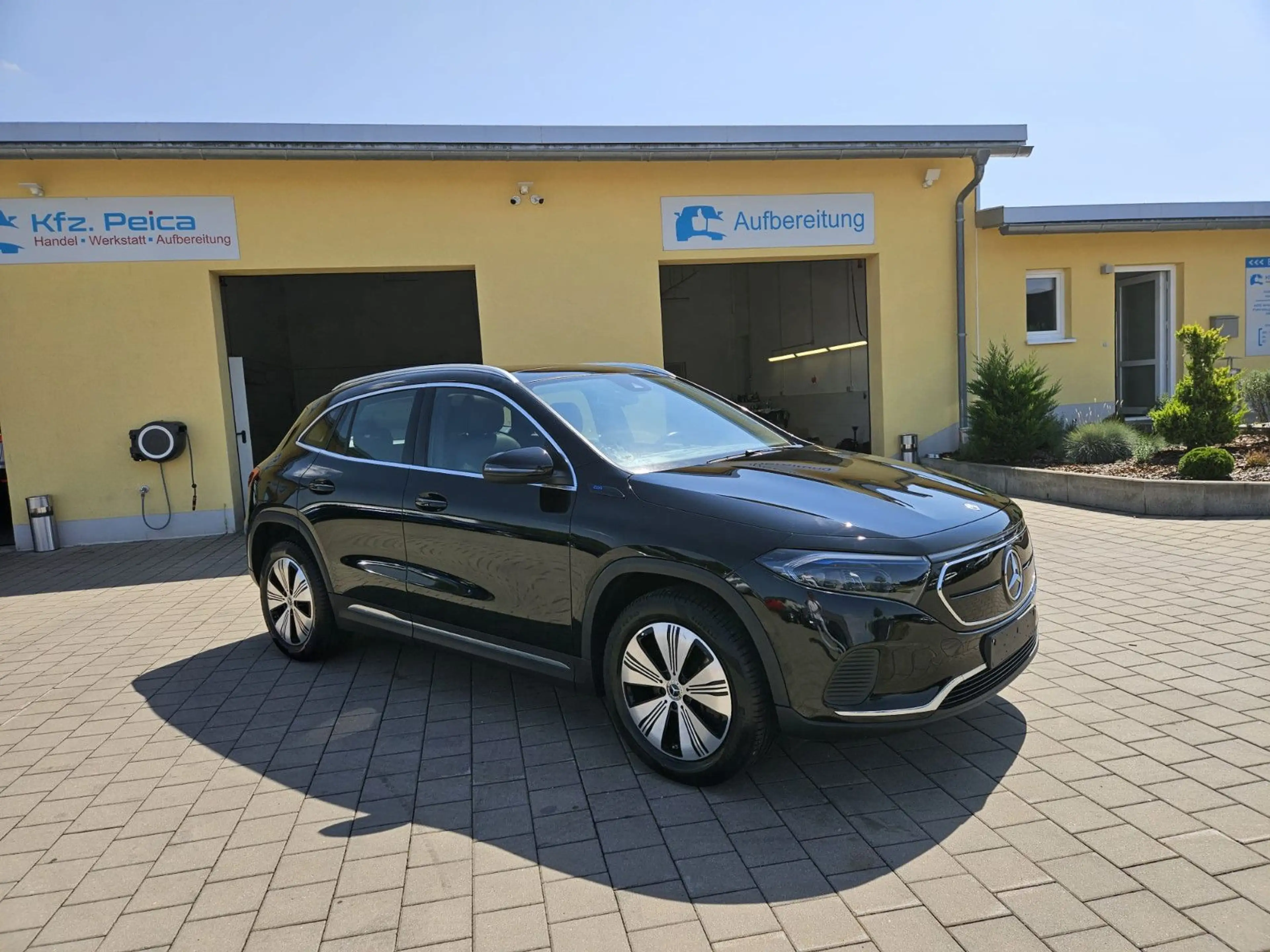 Mercedes-Benz EQA EQA 250 Progressive*Panoramadach*AHK*1Hand