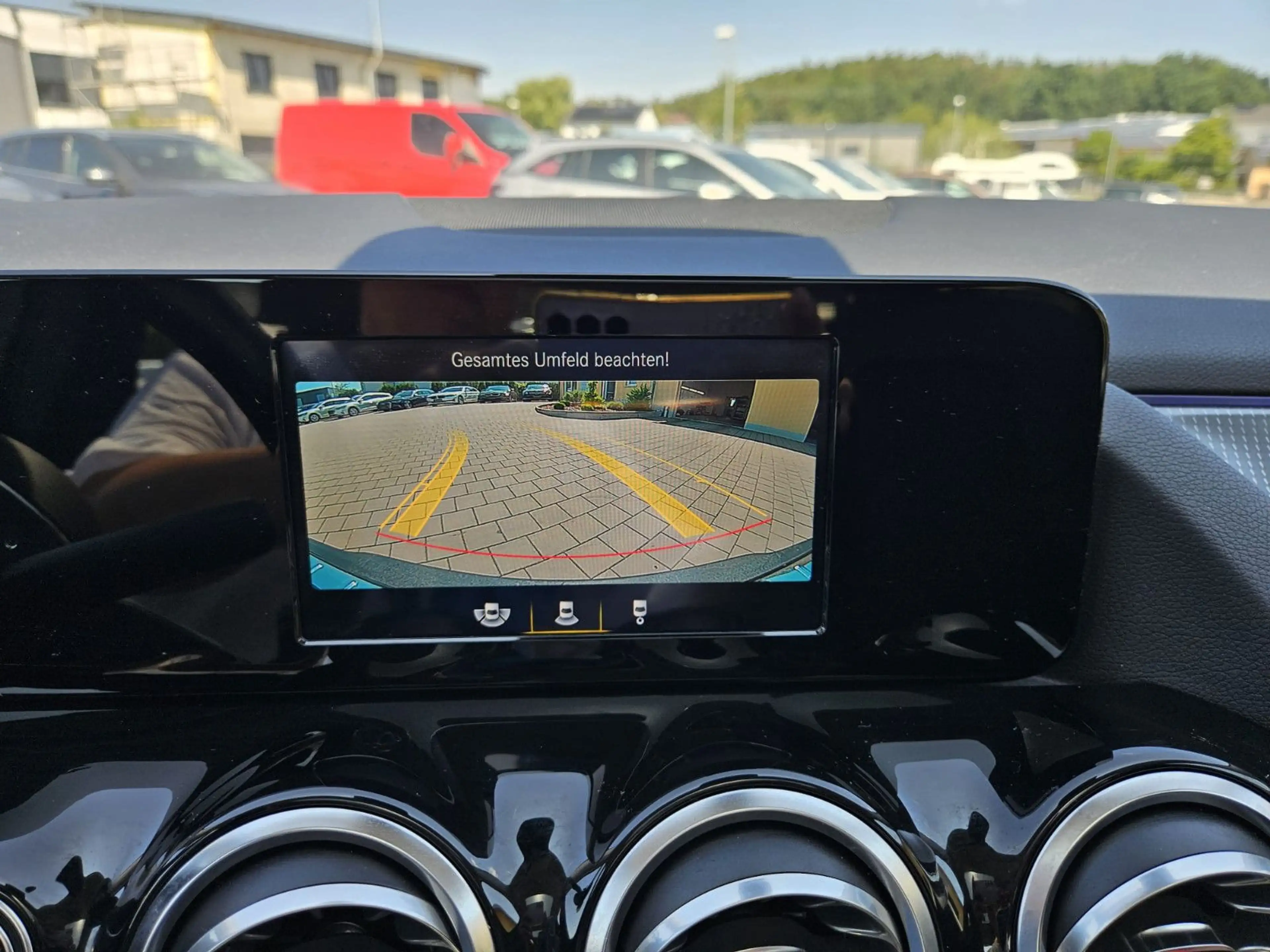 Mercedes-Benz EQA EQA 250 Progressive*Panoramadach*AHK*1Hand — photo 15