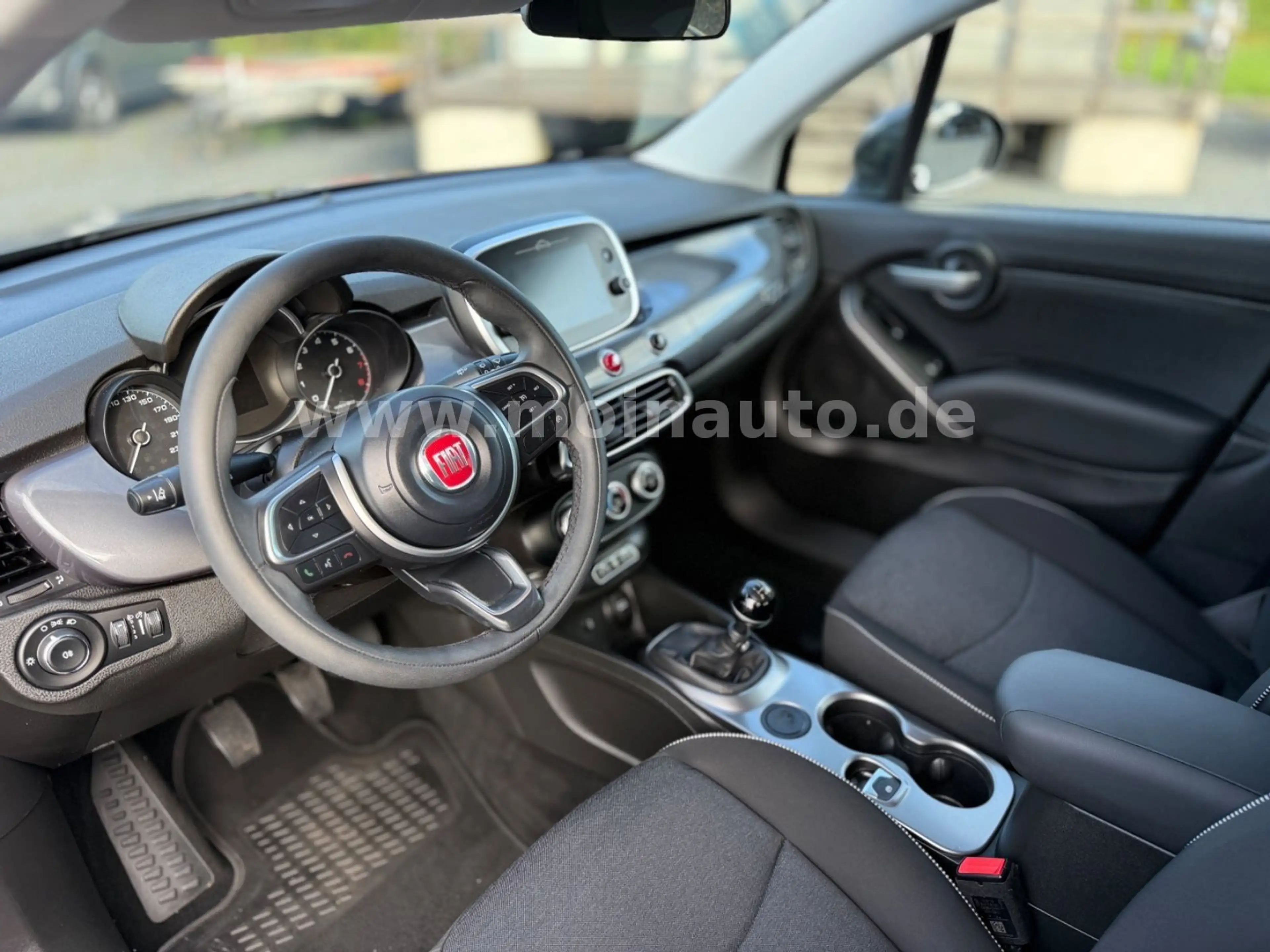 Fiat 500X Urban FACELIFT KLIMA EINPARKHCARPLAY SHZ — photo 11